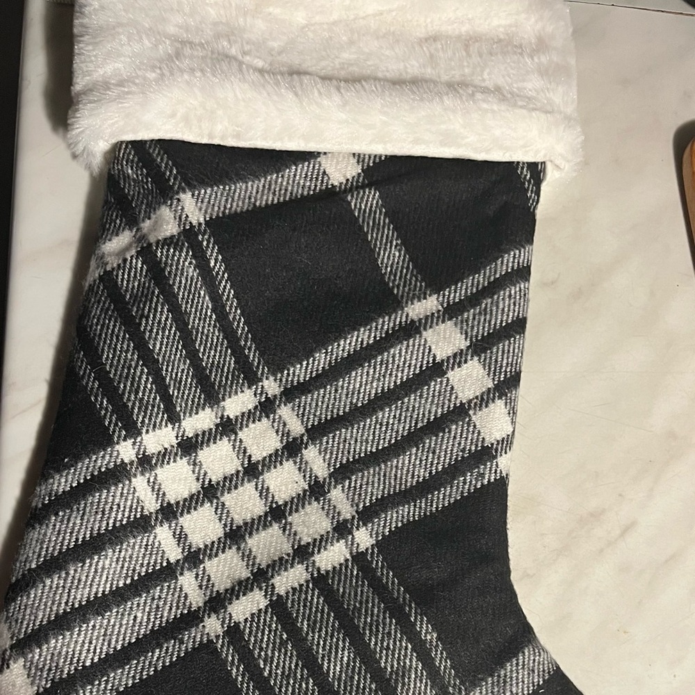 Beautiful Brand New Black and White Plaid Stocking with White Faux Trim